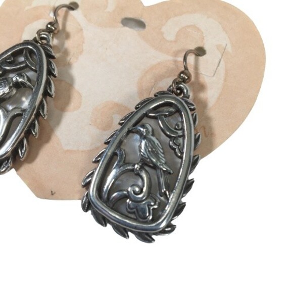 Brighton Bird Earrings MOP Mother of Pearl Drop Dangle Pearlized Silver NEW - Picture 2 of 9